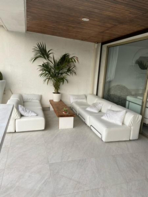 LA MAISON DE DOMS avec JACUZZI et vue mer